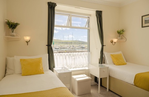 Dingle House | The Waterfront