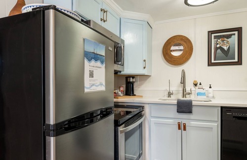 Rockport Apartment | The Waterline – A Private Harborfront Retreat