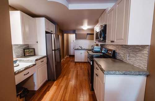 Drumheller Apartment | The Watermark Suite