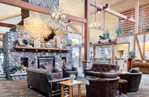 Minocqua Hotel | The Waters of Minocqua