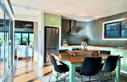 Shoalhaven House | The Watershed: Absolute Beachfront, 3 Bedrooms, Pet Friendly, Hot Tub. Sleep 10.