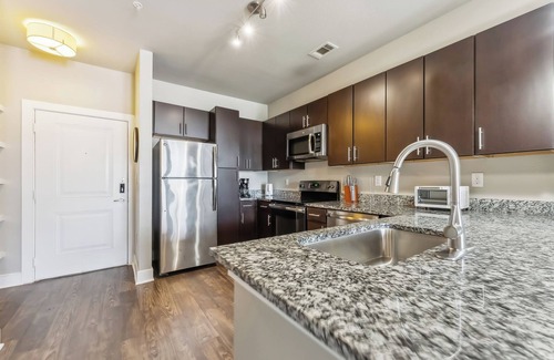 South Arlington Apartment | The Watson 302 I Spacious 1 Bed 1 Bath