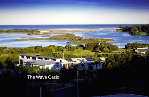 Mallacoota Apartment | The Wave Oasis SC B&B