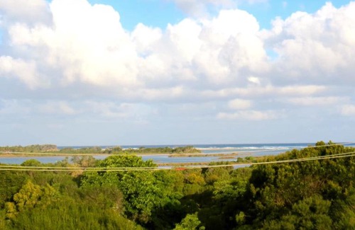 Mallacoota Apartment | The Wave Oasis SC B&B