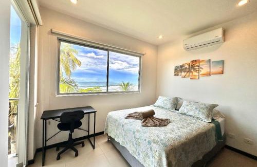 Bejuco House | The Wavefront Beachfront Condo In Bejuco