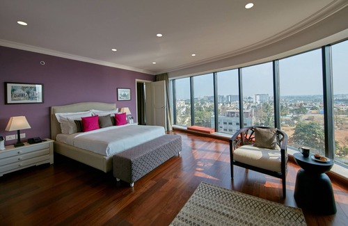 Krishnarajapura Hotel | The Waverly Hotel & Residences
