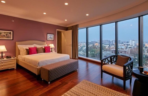 Krishnarajapura Hotel | The Waverly Hotel & Residences