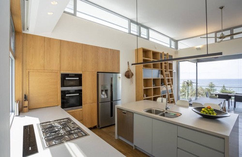 Whale Beach House | The Wedge - Commanding Position