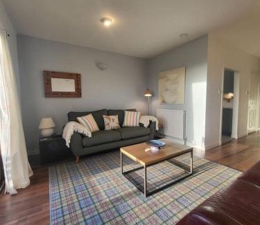 Troon House | The Wee House -Coorie Doon Stays