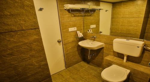 Surat Hotel | The Weekend Address Managed By Living Hub