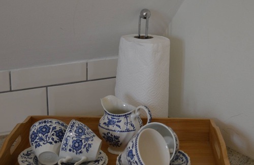 Corsham Apartment | The Well Room - Apartment