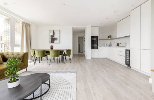 Alperton Apartment | The Wembley Apartment