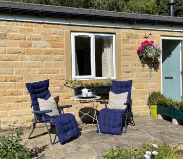 Hebden Bridge House | The Wendy House in beautiful Hardcastle Crags