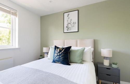 Parsons Green and Walham Apartment | The West Brompton Collection