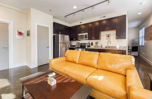 Roanoke Apartment | The West End Flats Su