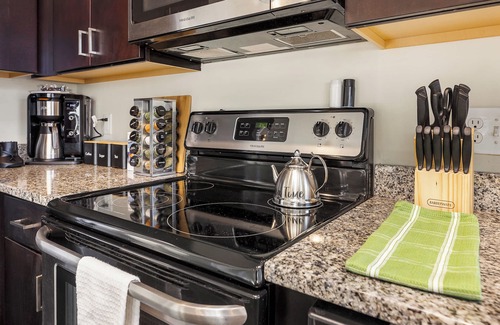 Roanoke Apartment | The West End Flats Su