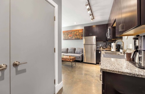 Roanoke Apartment | The West End Flats Su