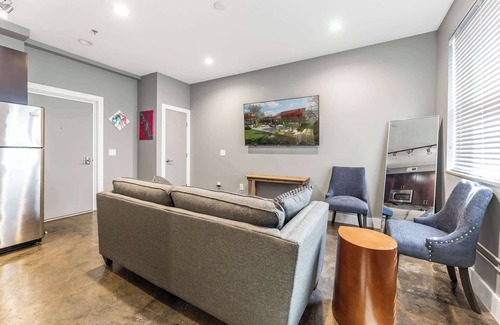 Roanoke Apartment | The West End Flats Su