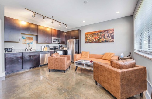 Roanoke Apartment | The West End Flats Su