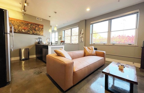 Roanoke Apartment | The West End Flats Su