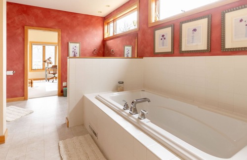 Brookfield House | The West Wing