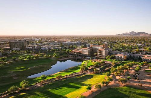 Paradise Valley Village Resort | The Westin Kierland Resort & Spa