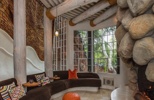 Mission Canyon House | The Whale House - Unique Architectural Masterpiece in Mission Canyon