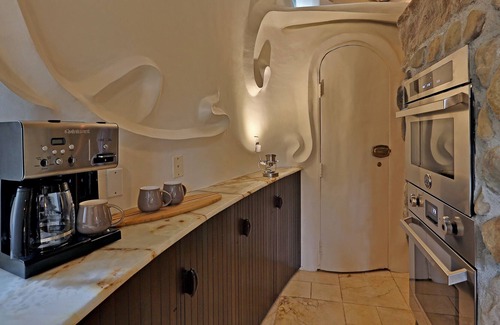 Mission Canyon House | The Whale House - Unique Architectural Masterpiece in Mission Canyon
