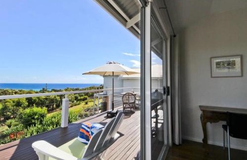 Eagle Bay Apartment | The Whale Lookout, Eagle Bay
