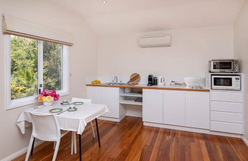 Eagle Bay Apartment | The Whale Lookout, Eagle Bay