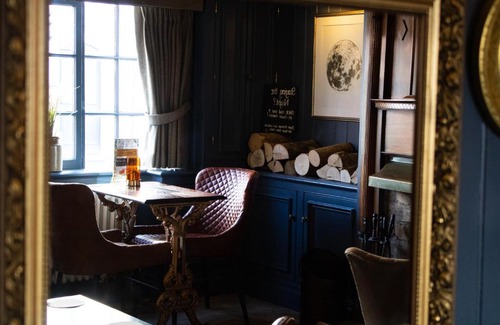 Bingham Hotel | The Wheatsheaf Pub, Kitchen & Rooms