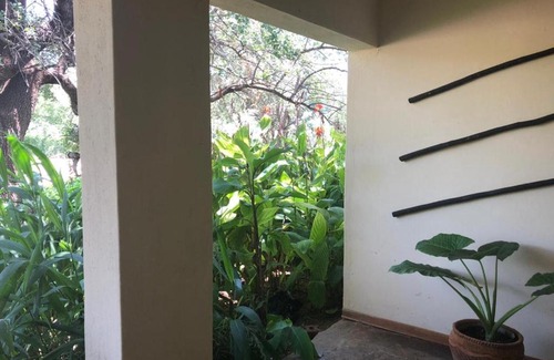 Ramotswa Bed & Breakfast | The Wheelbarrow Guesthouse