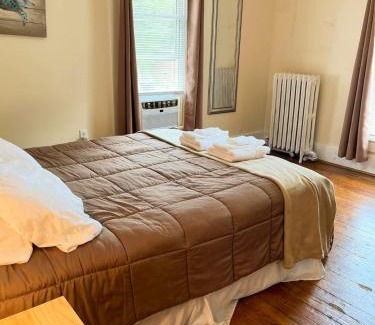 Oneonta House | The Wheelhouse All Star Baseball Rentals
