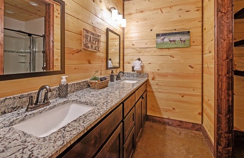 Hochatown House | The White Buffalo Lodge