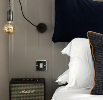 Giddeahall Hotel | The White Hart Ford
