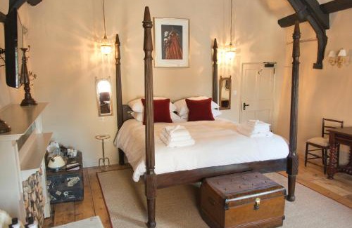 Somerton Hotel | The White Hart