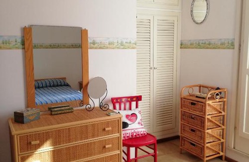 Trappeto Villa | The white hibiscus