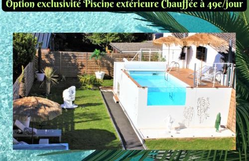 Chateauroux House | The White Home Broadway Love Room
