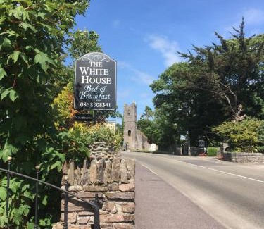 Kenmare Bed & Breakfast | The White House B & B