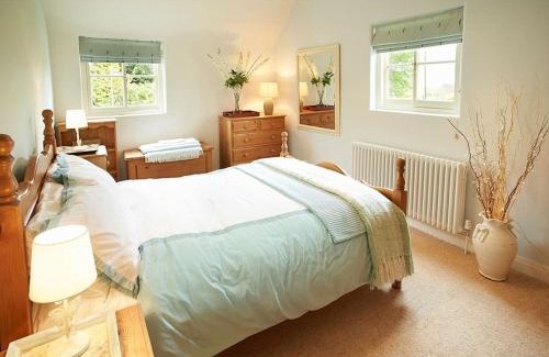 Little Weighton House | The White House