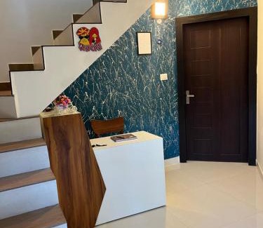 Nainital House | The White House