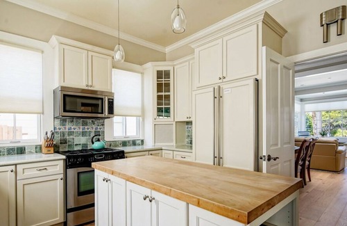 Pacific Grove House | The White House - Pacific Grove Beach House - Oceanfront Lovers Point