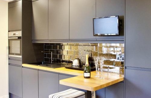 Worthing House | The White House Studio
