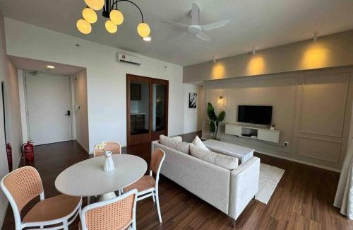 Maluri Apartment | The White House UNA opposite Sunway Velocity Mall
