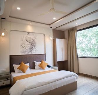 Kota Hotel | The White Roots Hotel