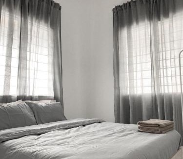 Kampung Serandu House | The White Sands Homestay Pekan Pahang
