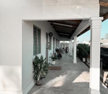 Kampung Serandu House | The White Sands Homestay Pekan Pahang