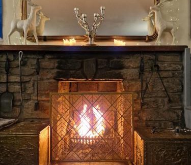 Strathyre Hotel | The White Stag Inn