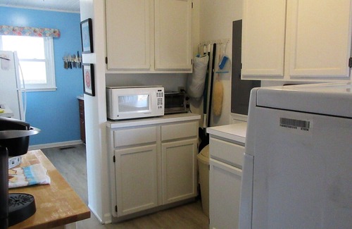 Buckroe Beach House | The "White Whale"- Cottage with private beach!