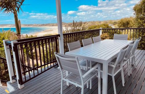 Emu Bay House | The Whitehouse